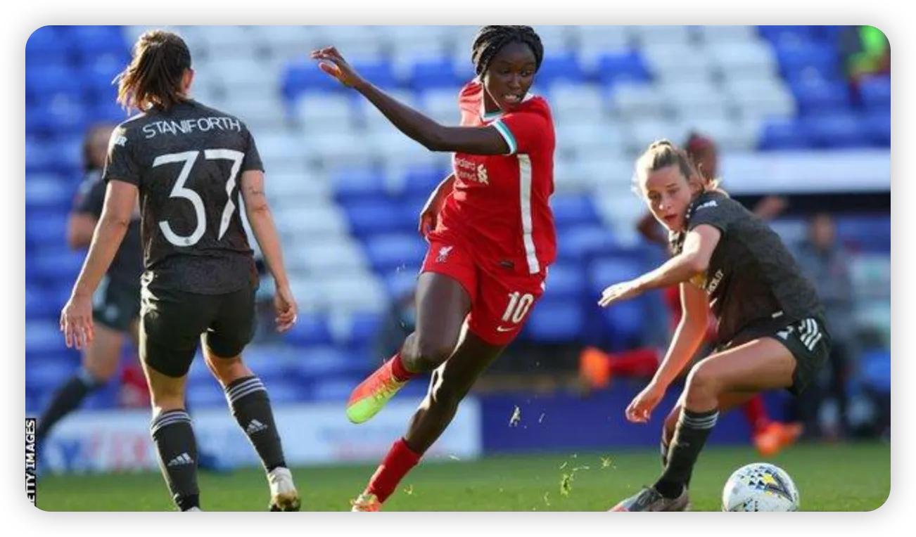 Rising Star Faces Online Hate: The Babajide Incident