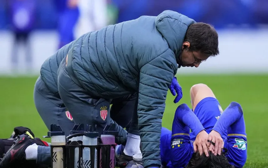 The Ripple Effect: Fear and Uncertainty in the Boardroom