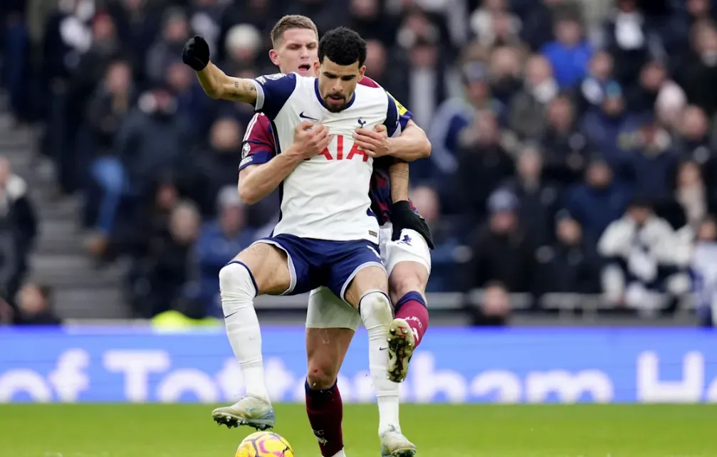 Who Can Replace Solanke?